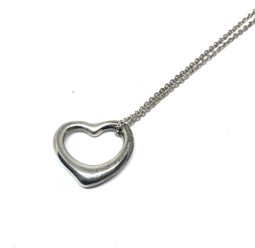 Collier pendentif cœur ouvert