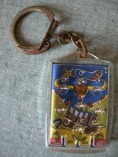 PORTE CLEF CASSE TETE