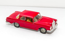 Dalia Solido Mercedes 220 SE