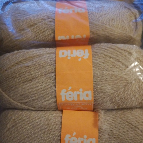 Lot pelotes laine12 - de,