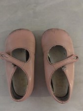 VINTAGE 1980 : CHAUSSURES ENFANT à BOUTONS STARTRITE DE CHEZ TILL ( souvenir ..)