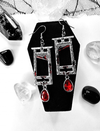 Bloody guillotine earrings - bloody,