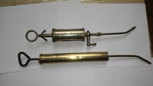 Anciennes pompes huile - 2,