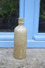 Bouteille en Grès de la Borne