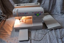 Pfaff machine a coudre IDT 6250