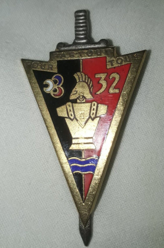 Insigne militaire rg - militaire, 32