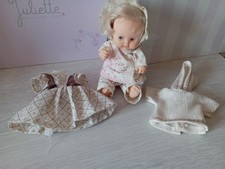 Famosa : Poupée bébé de 16