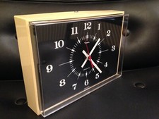 SUPERBE HORLOGE DIEHL  DESIGN