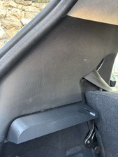 Renault - Twingo 3 - support de plage arrière GAUCHE - France