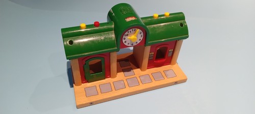 Gare avec enregistrement - gare,