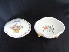 ancienne grande boite à bijoux en porcelaine décor fleurs noeud Limoges Sévres ?