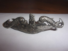 INSIGNE US NAVY SOUS MARINIER OU NAGEUR DE COMBAT  TRèS BON ETAT