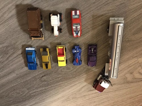 Hot wheels collectibles - hot,