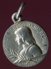 French Antique medal siver tone Jeanne d'Arc Joan of Arc dated 1920
