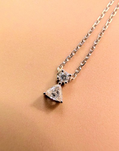 Collier pendentif blanc - or,