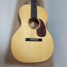 Guitare acoustique artisanale