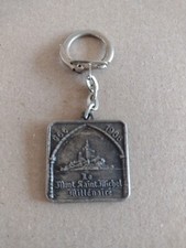 porte clé clef en métal Mont