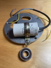 Base de rotor, condensateur et