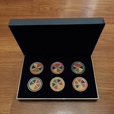 Trivial pursuit deluxe playing - deluxe,