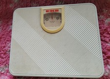 ANCIEN PESE PERSONNE MARQUE-