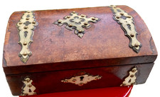 boite coffret  bombée En Bois, Plaquage De Loupe Et Applications  XIXe "