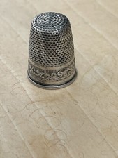 Ancien dé a coudre en argent