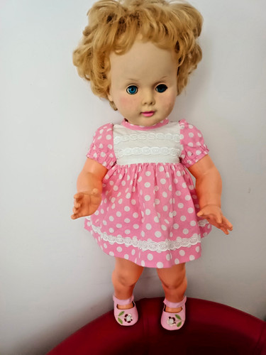 Poupée vintage italienne