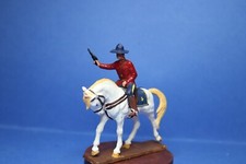 Starlux Police Montée