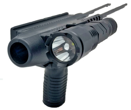 180 lumen tactical flashlight - 180,