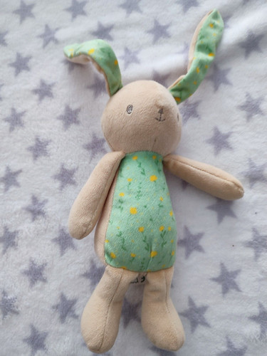 Peluche doudou lapin beige