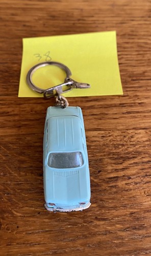 Porte clef norev - clef, 1/86