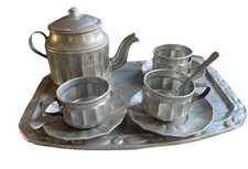 Éléments de dînette en Fer Blanc Vintage Service à Thé