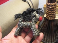 Ancienne Figurine Chien en Fil de Plastique Scoubidous Tressé Mode années 70