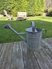 Ancien Arrosoir zinc galva