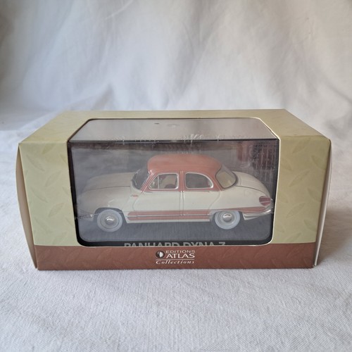 Voiture panhard dyna z - la,