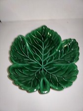 Plat coupe à fruits Vallauris  céramique forme de feuille