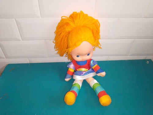 1712232 peluche rainbow brite - peluche,