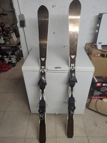 Ski