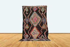 Tapis 4x8 marocain vintage Boucherouite noir.