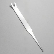 Outils de démontage et de