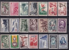 Colonies françaises ALGERIE années 1940-1950 LOT DE 21 TIMBRES N* AL19