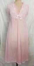 ancienne chemise de nuit et