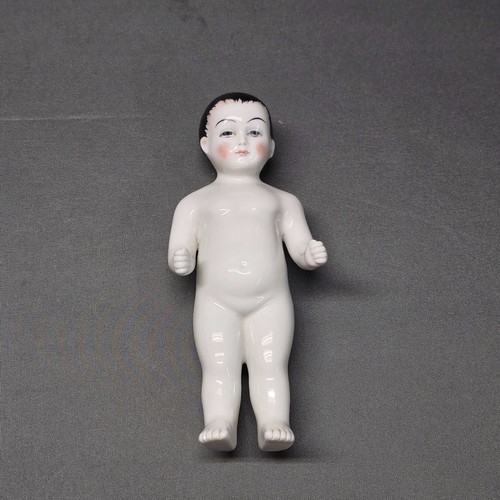 Vieille poupée bain - bain, en