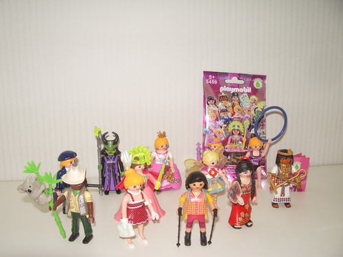 Figurine serie 6 figures - ///,
