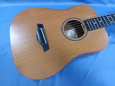 Guitare acoustique TAYLOR BT2