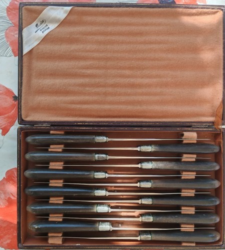 Anciens grands couteaux de - 12,