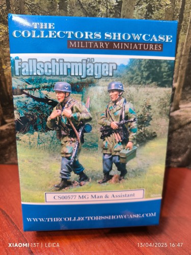 Collectors showcase cs00577 - collectors,
