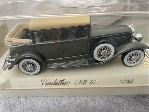 Cadillac 452 a - 1/43,