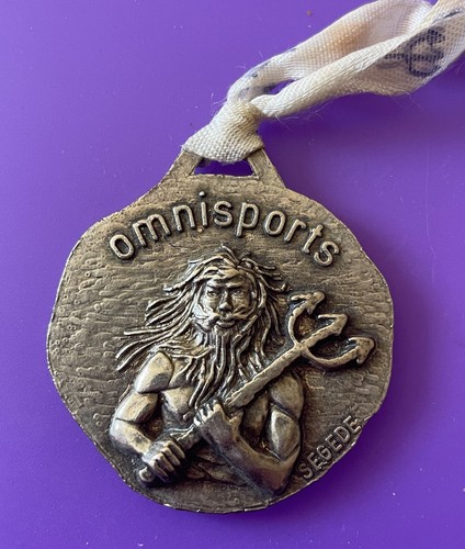Ancienne médaille club med - médaille,