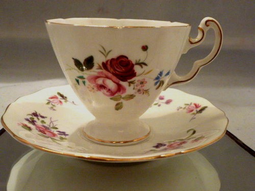 New beautiful vintage - beautiful, royal